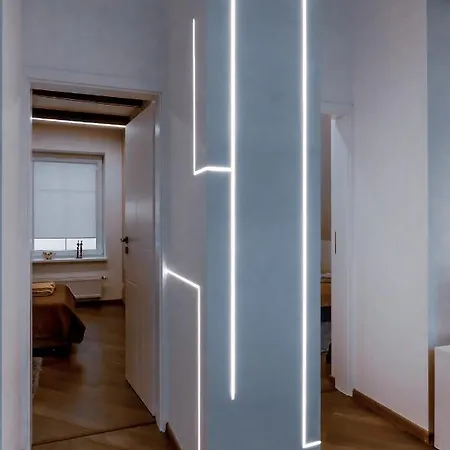 Stylish, Modern Near Old Town Apartment